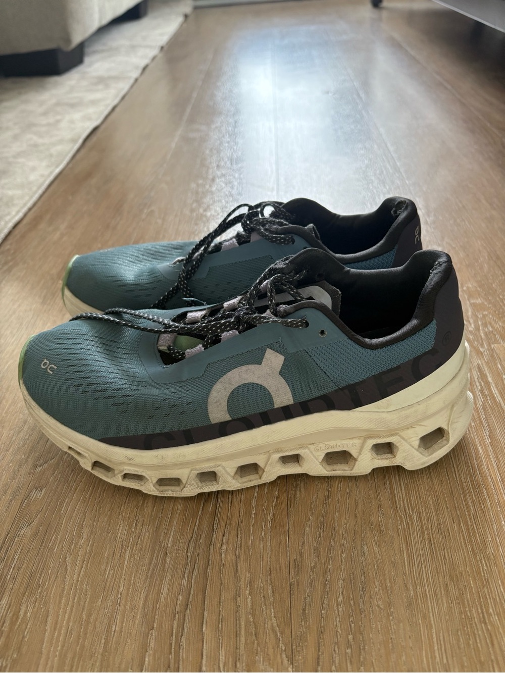 On Running Women’s Cloudnova Sneakers - Teal and Black